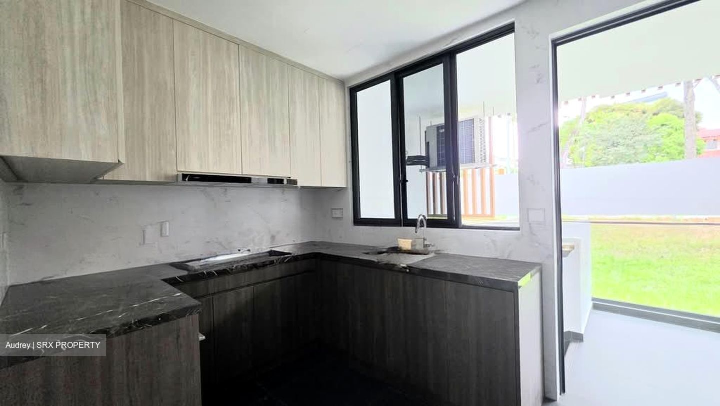 Seletar Hills Estate (D28), Terrace #630256461